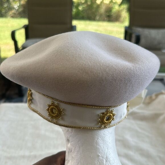 Eric Javits Cream & Gold Big Bow Beret Hat